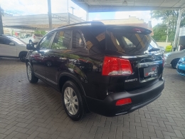 KIA MOTORS - SORENTO - 2012/2012 - Preta - R$ 55.900,00