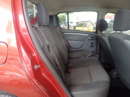 RENAULT - SANDERO - 2011/2012 - Vermelha - R$ 32.900,00