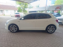 VOLKSWAGEN - POLO - 2020/2020 - Branca - R$ 86.900,00