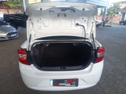 FORD - KA + - 2015/2016 - Branca - R$ 46.900,00