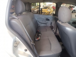 RENAULT - CLIO - 2010/2011 - Prata - R$ 25.900,00