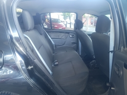 RENAULT - SANDERO - 2013/2014 - Preta - R$ 25.900,00