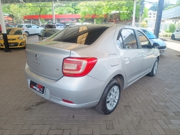 RENAULT - LOGAN - 2015/2016 - Prata - R$ 42.900,00