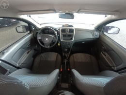 RENAULT - SANDERO 1.0 AUTHENTIQUE 12V FLEX 4P MANUAL - 2014/2015 - PRATA - R$ 37.900,00