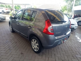 RENAULT - SANDERO - 2008/2008 - Cinza - R$ 25.900,00