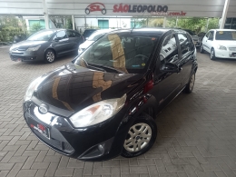 FORD - FIESTA - 2011/2012 - Preta - R$ 33.900,00