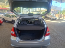 HONDA - FIT - 2008/2008 - Prata - R$ 31.900,00