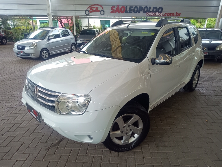 RENAULT - DUSTER - 2013/2014 - Branca - R$ 53.900,00