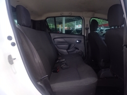 RENAULT - SANDERO - 2015/2016 - Branca - R$ 42.900,00