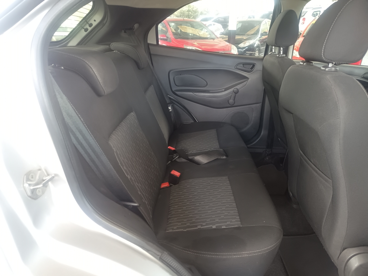 FORD - KA - 2015/2015 - Prata - R$ 39.900,00