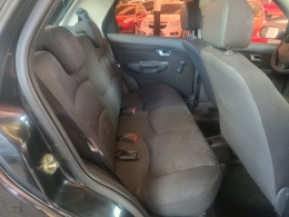 FIAT - PALIO - 2005/2005 - Preta - R$ 25.900,00