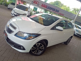 CHEVROLET - ONIX 1.4 MPFI LTZ 8V FLEX 4P AUTOMATICO - 2014/2015 - BRANCA - R$ 57.900,00