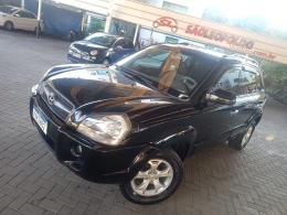 HYUNDAI - TUCSON - 2009/2010 - Preta - R$ 40.900,00