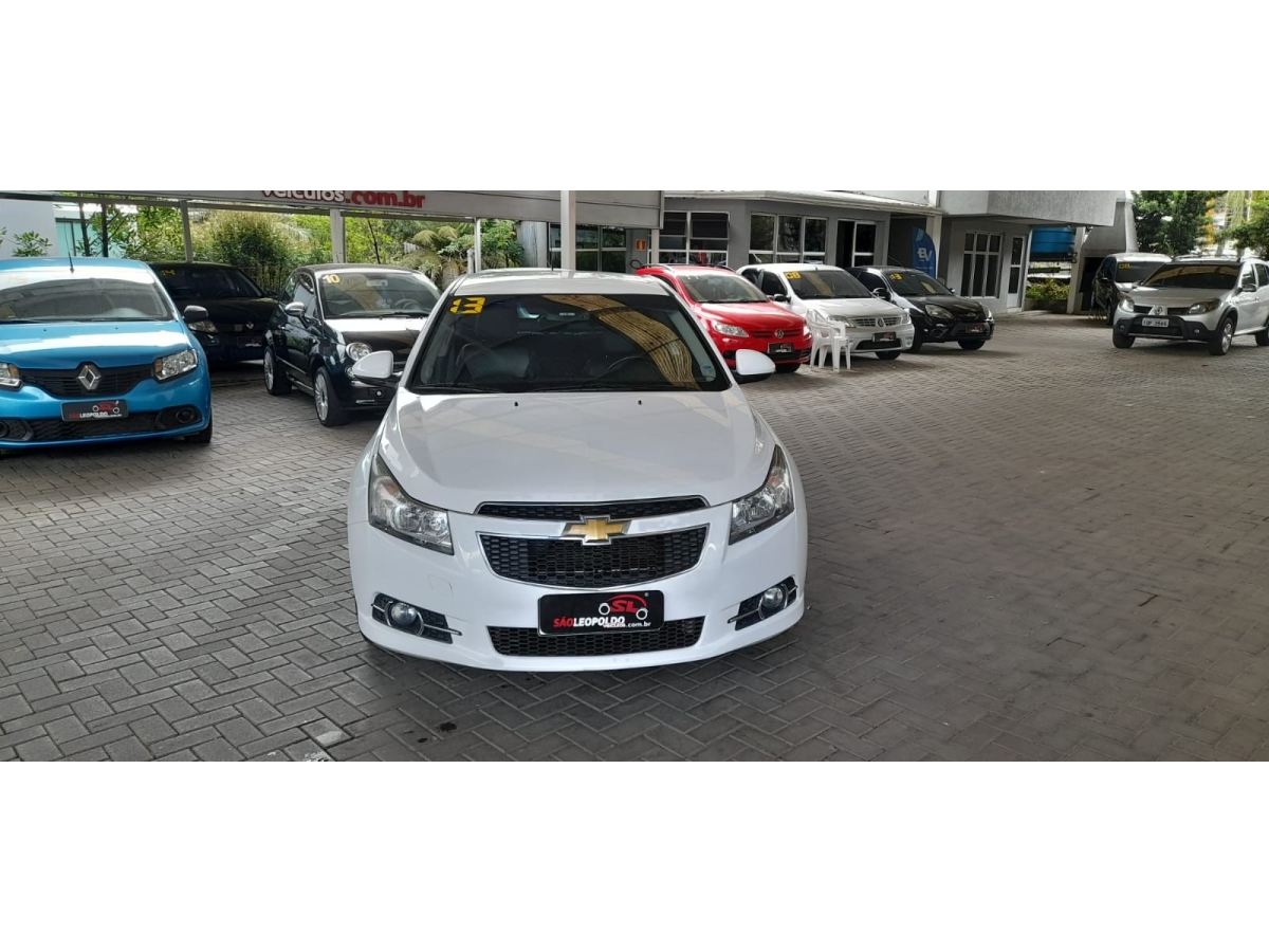 CHEVROLET - CRUZE - 2012/2013 - Branca - R$ 57.900,00