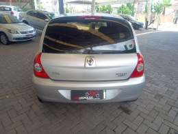 RENAULT - CLIO - 2010/2011 - Prata - R$ 25.900,00