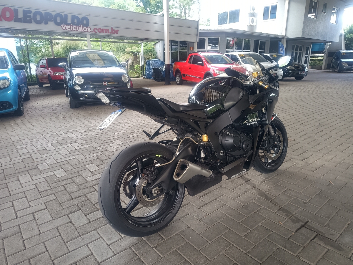 HONDA - CBR 1000RR - 2009/2009 - Preta - R$ 45.900,00