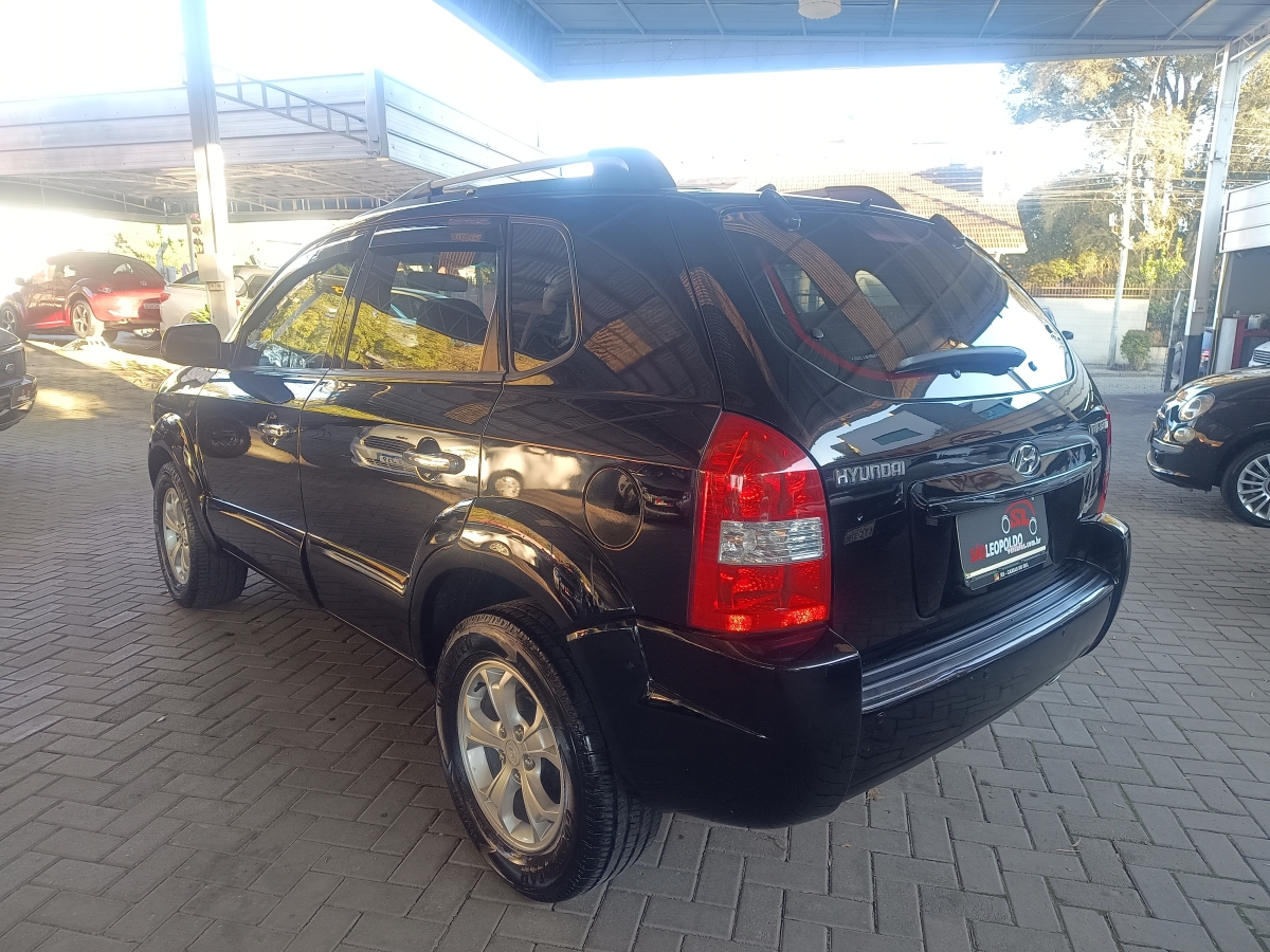 HYUNDAI - TUCSON - 2009/2010 - Preta - R$ 40.900,00